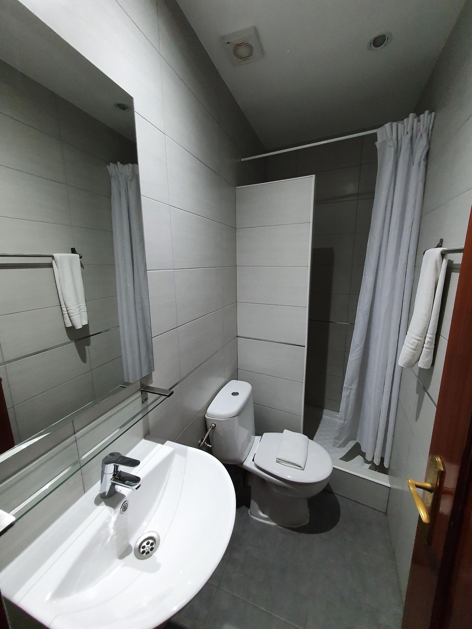 Hotel Lm Opera 2*
