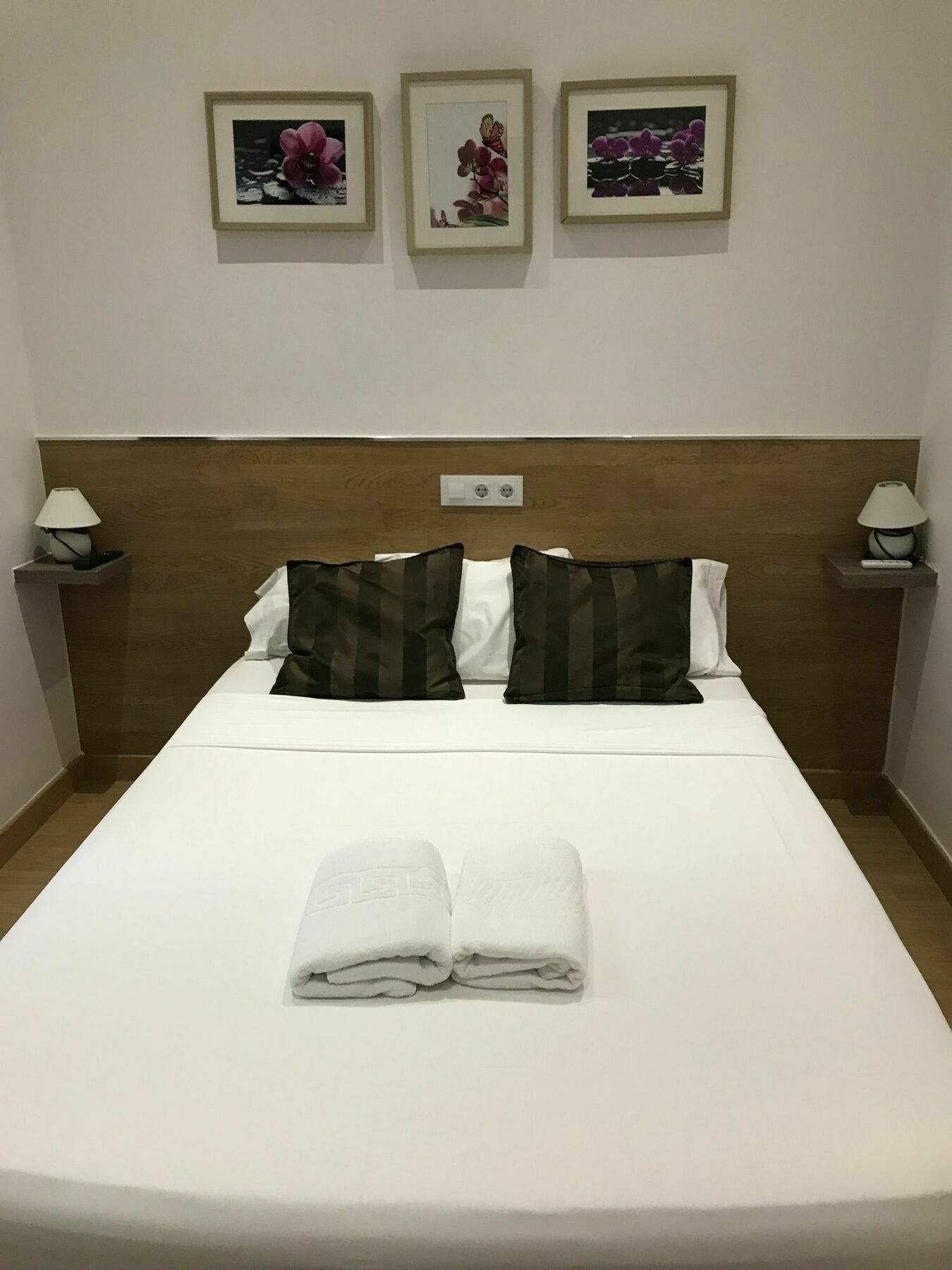 Lm Opera Hotel